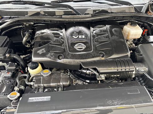 Used 2023 Nissan Armada SL image 34