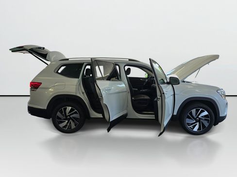 New 2026 Volkswagen Atlas SEL AWD/4WD image 9
