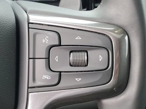 Used 2025 Chevrolet Silverado 1500 High Country AWD/4WD image 12