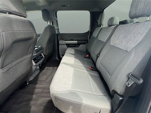 Used 2025 Ford F250 XLT w/ FX4 Off-Road Package image 33