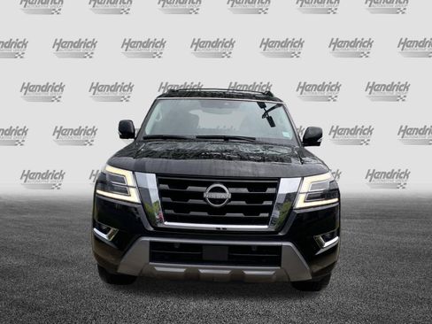 Used 2023 Nissan Armada SL w/ Captain's Chairs Package AWD/4WD image 3