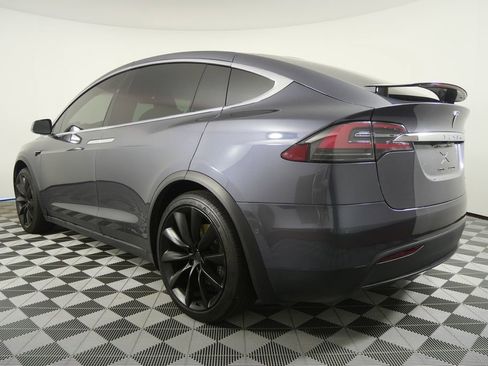 Used 2021 Tesla Model X Long Range image 5
