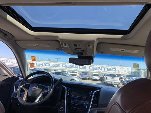 Used 2015 Cadillac Escalade Premium AWD/4WD image 23