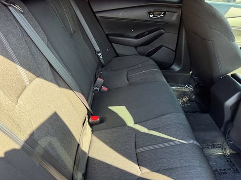 Used 2023 Honda Accord Sport image 9