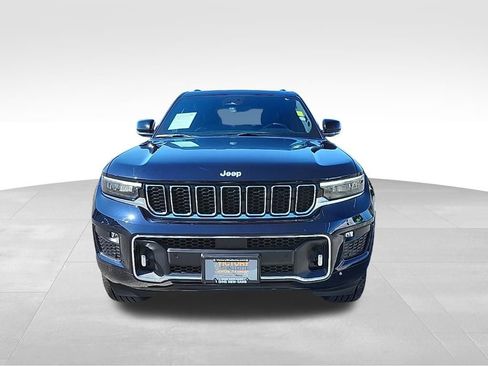 Certified 2024 Jeep Grand Cherokee Overland image 8