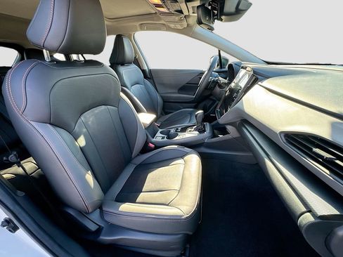 Certified 2025 Subaru Crosstrek 2.5i Limited w/ Crosstrek Mirror Package image 39