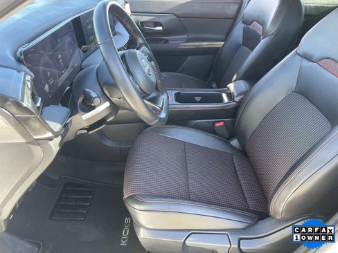 Certified 2025 Nissan Kicks SR image 20