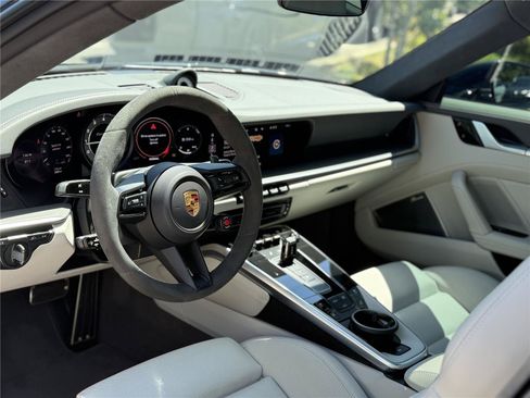 Used 2021 Porsche 911 Turbo AWD/4WD image 10