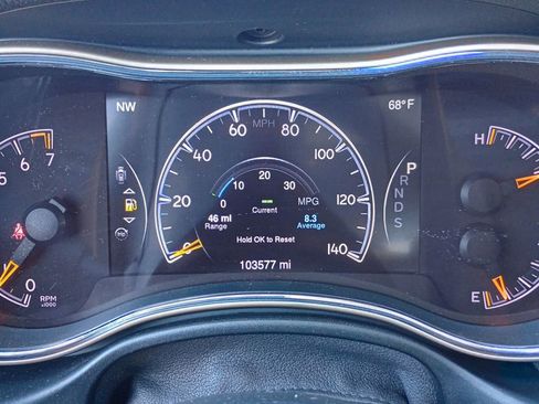 Used 2015 Jeep Grand Cherokee Overland w/ Advanced Technology Group image 10