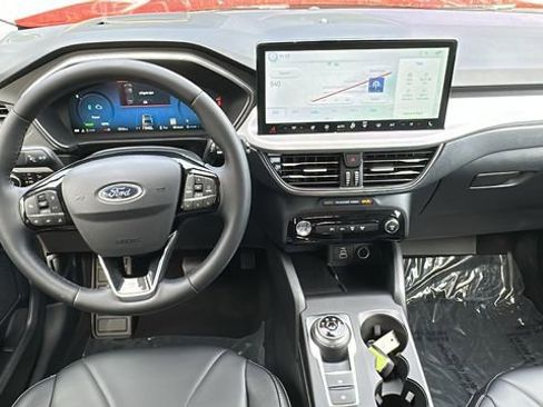 New 2025 Ford Escape SE w/ PHEV Premium Package FWD image 22