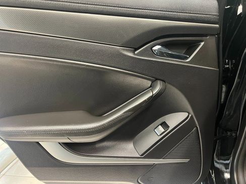 Used 2010 Cadillac CTS Sedan image 30