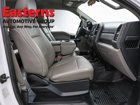 Used 2017 Ford F550 4x4 Crew Cab Super Duty image 27