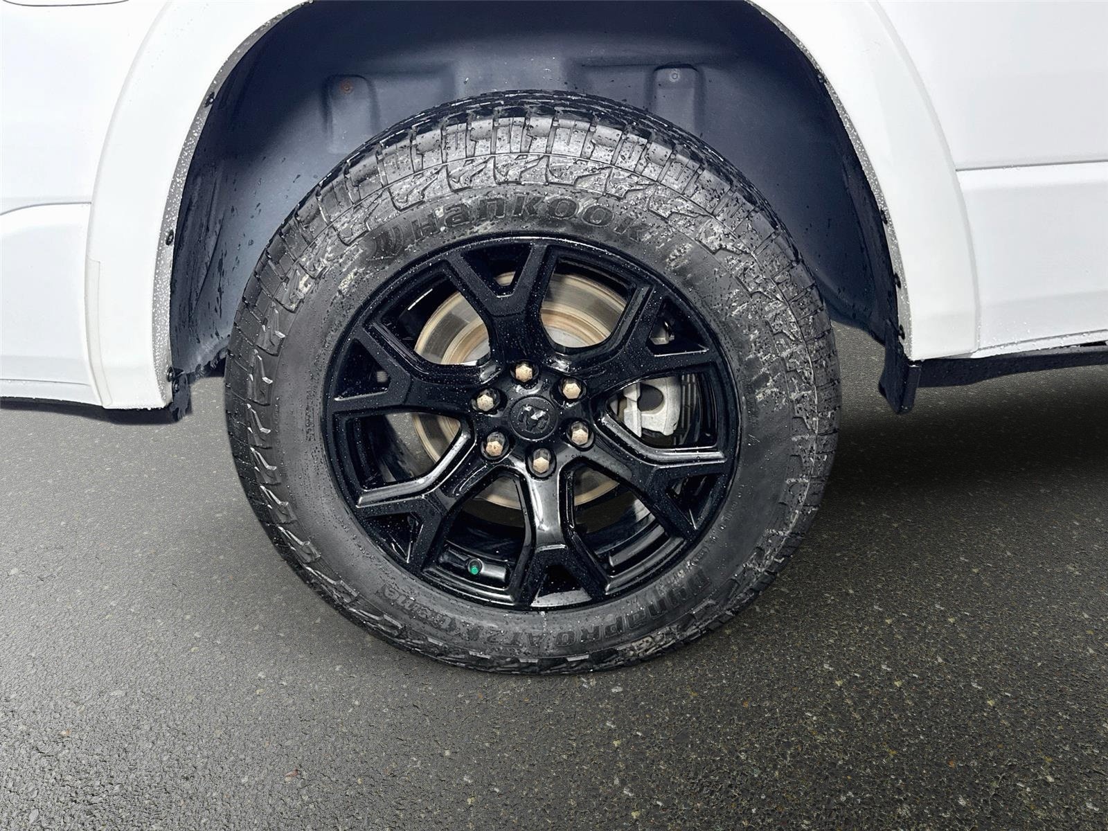 Used 2021 RAM 1500 Limited w/ Body Color Bumper Group AWD/4WD image 31
