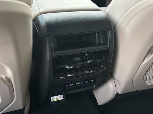 New 2026 Jeep Grand Cherokee Limited image 26