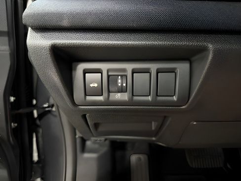 Used 2025 Subaru Legacy Premium AWD/4WD image 22