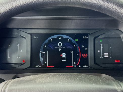 Certified 2025 Toyota Tacoma SR5 AWD/4WD image 12