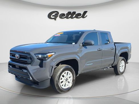 Used 2025 Toyota Tacoma SR5 RWD image 1
