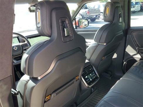 Used 2022 Rivian R1T Adventure image 11