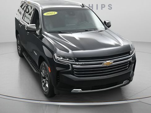 Used 2023 Chevrolet Tahoe LT w/ Luxury Package AWD/4WD image 25
