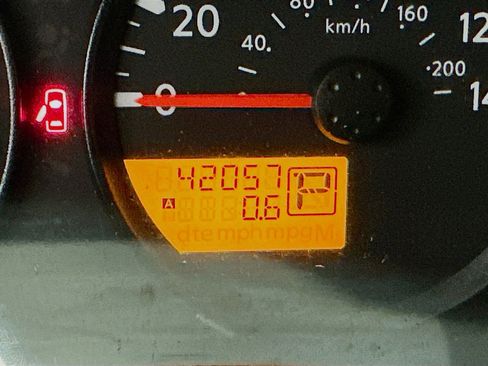 Used 2021 Nissan Frontier SV w/ Midnight Edition Floor Mats image 19