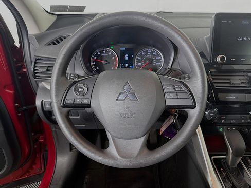 Used 2023 Mitsubishi Eclipse Cross LE image 13