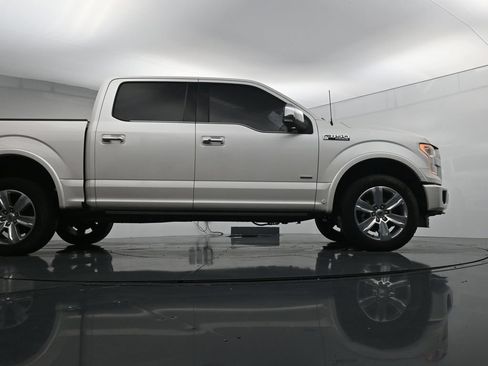 Used 2016 Ford F150 Platinum w/ Equipment Group 701A Luxury AWD/4WD image 33