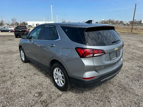Used 2024 Chevrolet Equinox LT AWD/4WD image 9