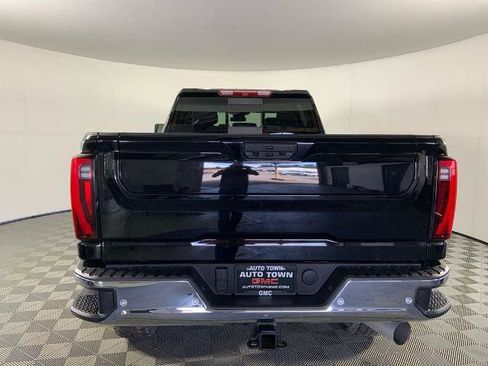 Used 2024 GMC Sierra 3500 SLT w/ SLT Convenience Package AWD/4WD image 8