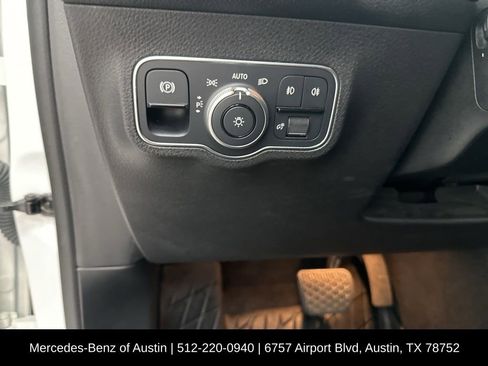 Certified 2023 Mercedes-Benz GLB 250 4MATIC image 19