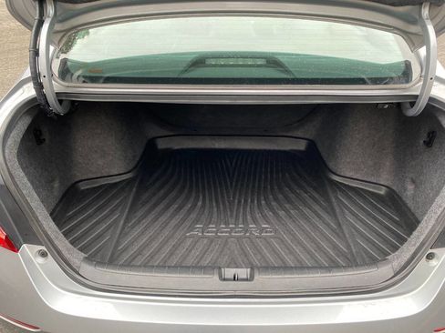 Used 2018 Honda Accord LX image 36