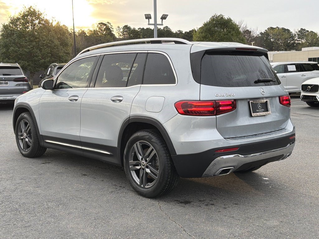 Certified 2026 Mercedes-Benz GLB 250 4MATIC image 9