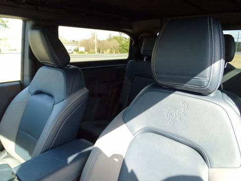 Used 2021 Ford Bronco Outer Banks image 16