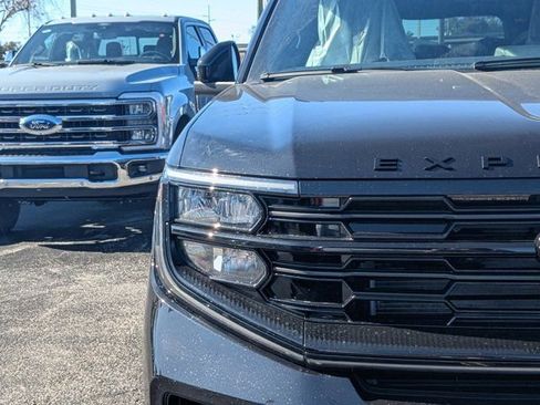 New 2026 Ford Expedition Max Platinum w/ Stealth Performance Package image 10