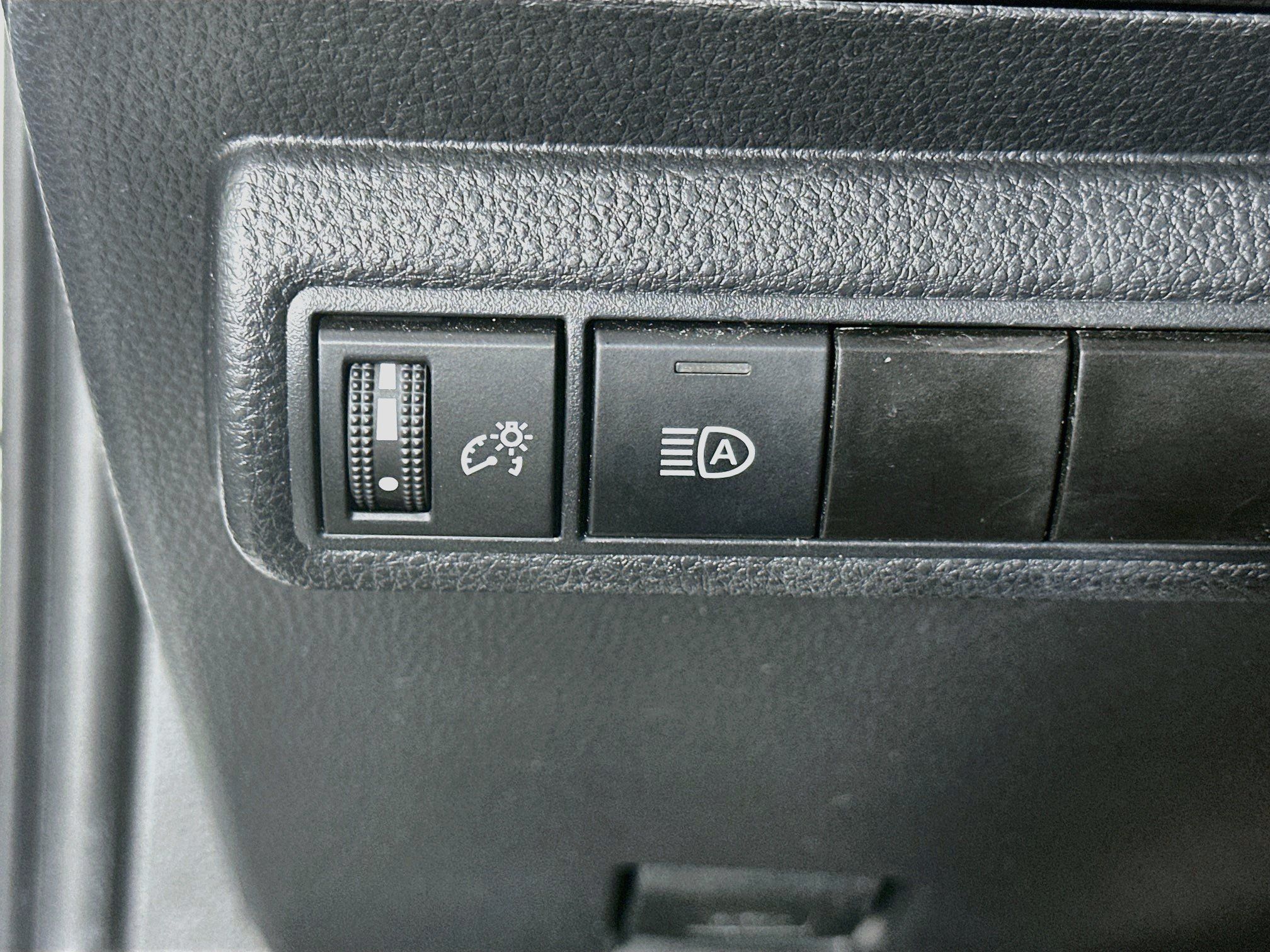 Used 2024 Toyota Corolla LE FWD image 16