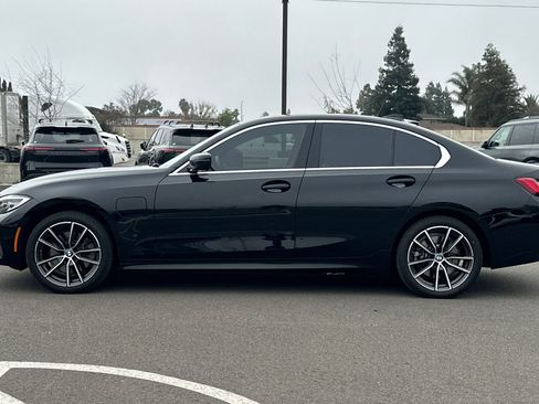 Used 2021 BMW 330e w/ Driving Assistance Package image 7