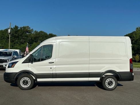 New 2025 Ford Transit 250 148 Medium Roof image 33