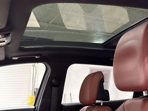 Used 2024 Kia Sportage SX image 20