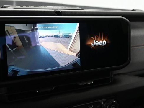 New 2026 Jeep Gladiator Sport image 30