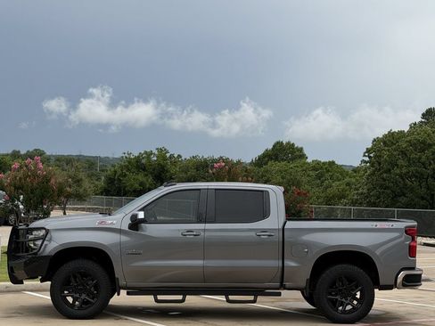 Used 2020 Chevrolet Silverado 1500 LT w/ Texas Edition AWD/4WD image 3