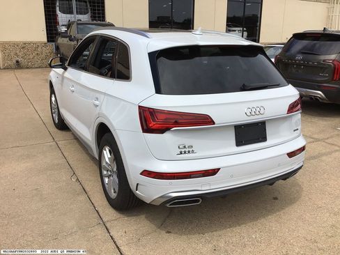 Used 2022 Audi Q5 2.0T Premium AWD/4WD image 4