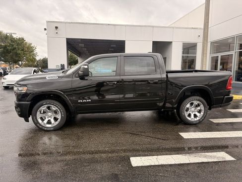 New 2026 RAM 1500 4x4 Crew Cab image 5