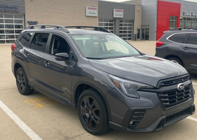 Used 2023 Subaru Ascent Onyx Edition AWD/4WD image 2