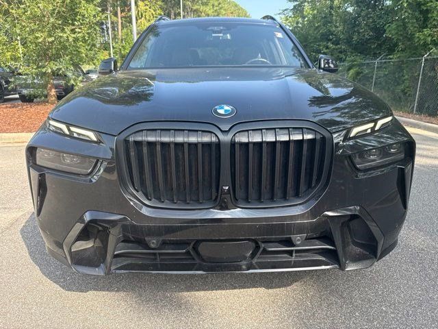 Used 2023 BMW X7 xDrive40i w/ Executive Package AWD/4WD image 2