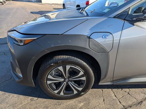 Used 2024 Subaru Solterra Premium image 2