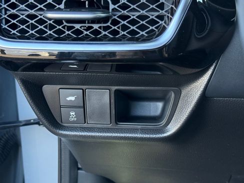 Certified 2025 Acura ADX A-Spec image 32