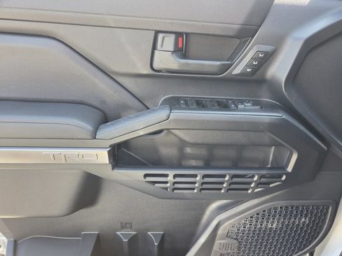 Used 2025 Toyota 4Runner TRD Sport Premium image 27