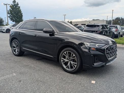 Used 2024 Audi Q8 Prestige w/ Prestige Package AWD/4WD image 8