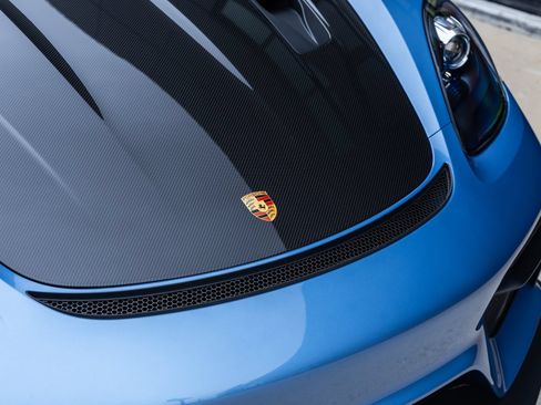 Certified 2023 Porsche 718 Cayman GT4 RS RWD image 31