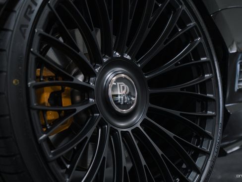 Used 2022 Rolls-Royce Ghost Black Badge image 4