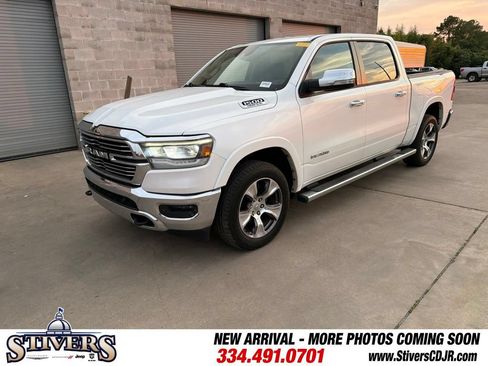 Used 2019 RAM 1500 Laramie AWD/4WD image 6